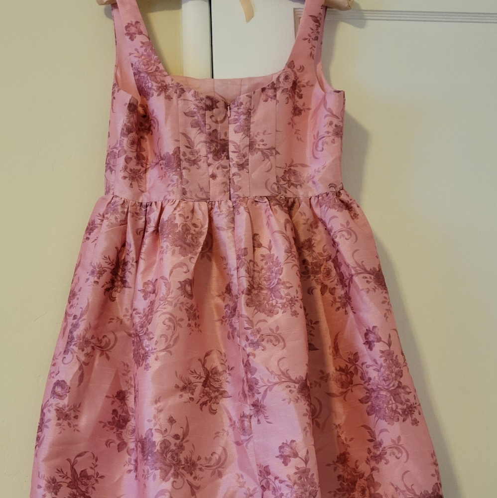 Forever 21 size small beautiful pink dress - Picture 3 of 7